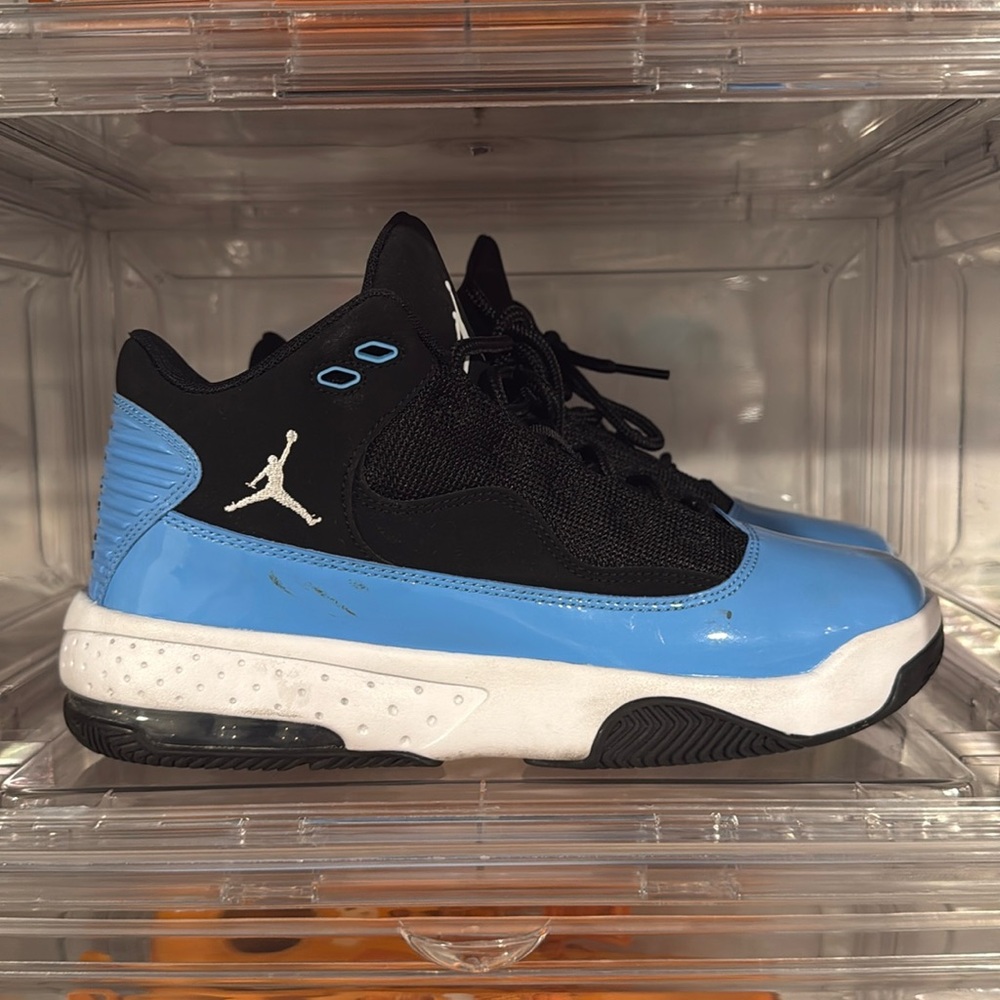JORDAN MAX AURA 2